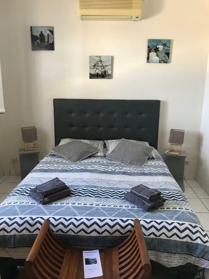 2 Chambres Avec Piscine Dans Maison Creole Saint Pierre Bagian luar foto